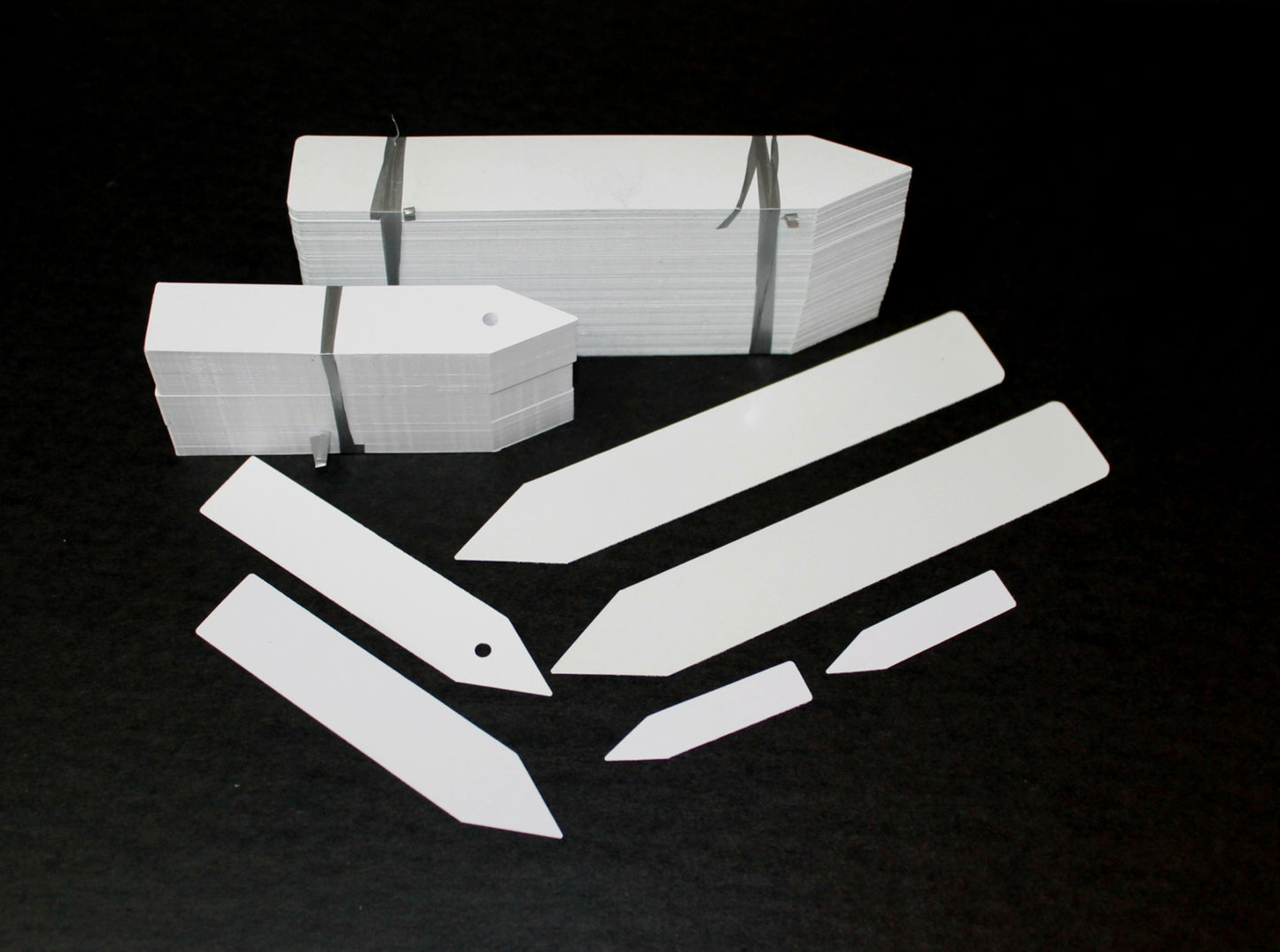 Plant Tags 4 inch White / Nursery Marker / Plastic Waterproof Garden Labels